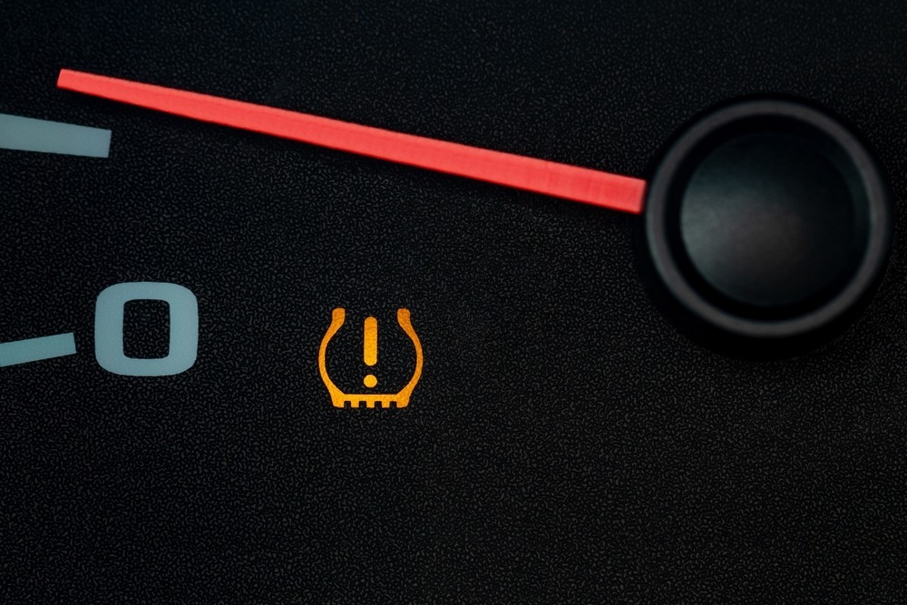 tpms light displayed on car's dashboard tpms light displayed on car's dashboard